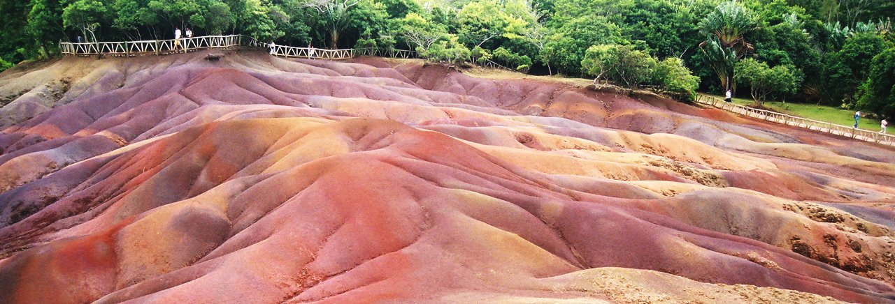 Seven Coloured Earths - Mauritius